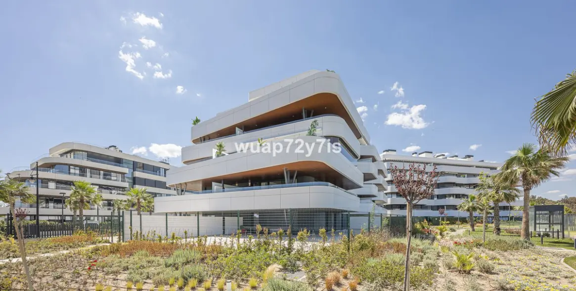 Продажа апартаментов на среднем этаже в Torremolinos 79