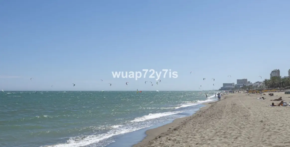 Продажа апартаментов на среднем этаже в Torremolinos 103