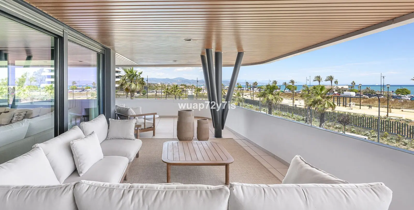 Продажа апартаментов на среднем этаже в Torremolinos 1