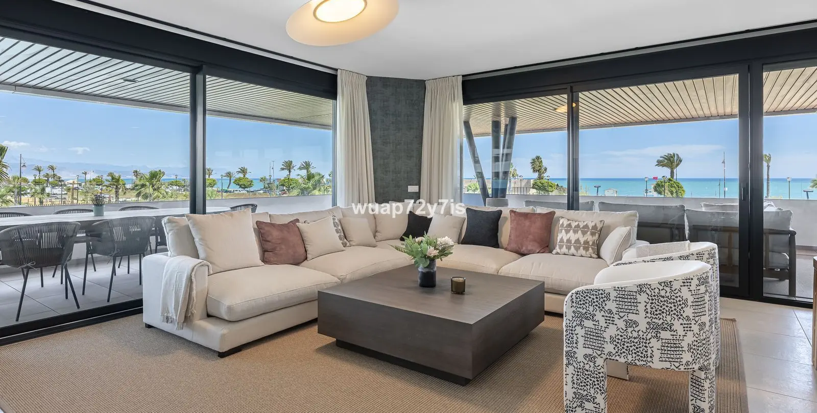 Продажа апартаментов на среднем этаже в Torremolinos 4