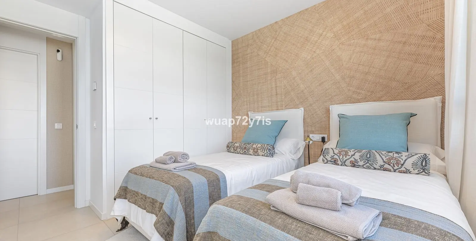 Продажа апартаментов на среднем этаже в Torremolinos 40
