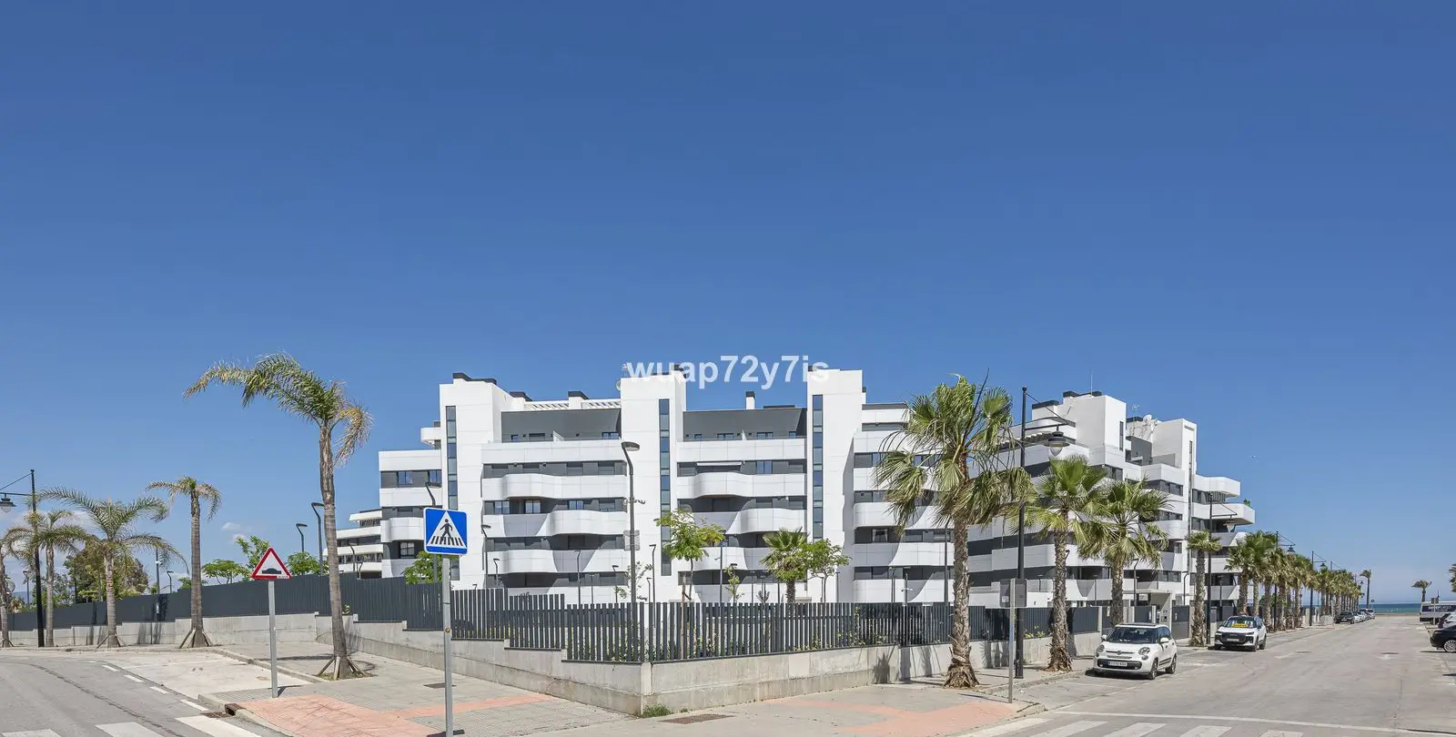 Продажа апартаментов на среднем этаже в Torremolinos 52