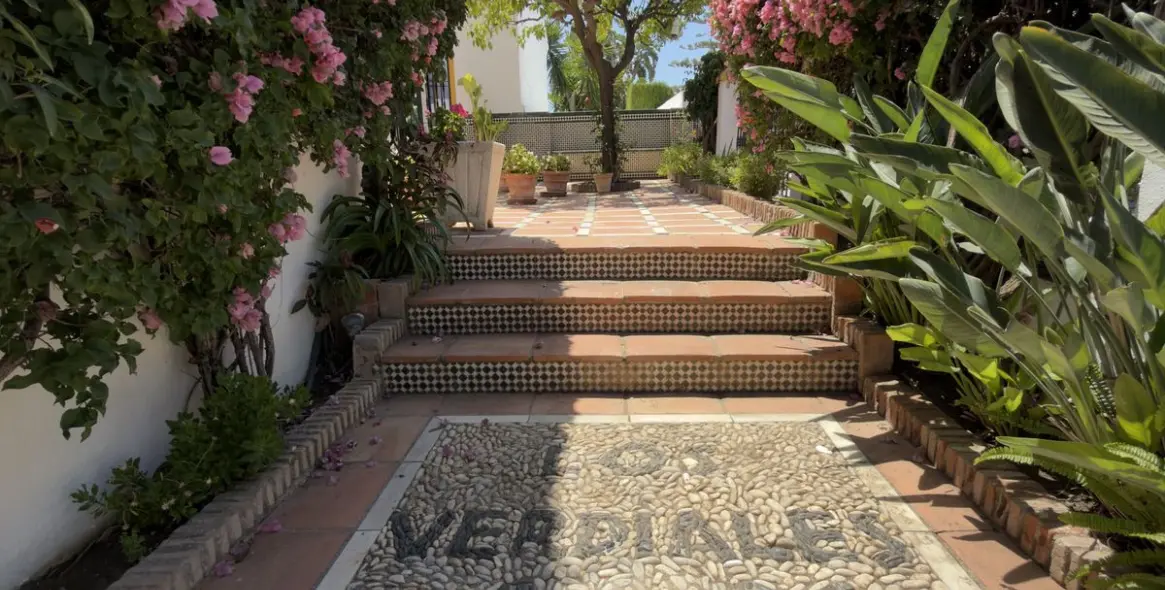 Venta de villa independiente en San Pedro de Alcántara 12
