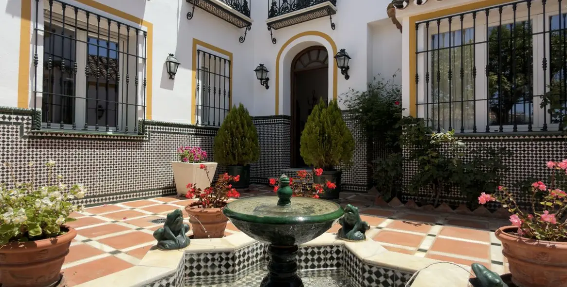 Venta de villa independiente en San Pedro de Alcántara 15