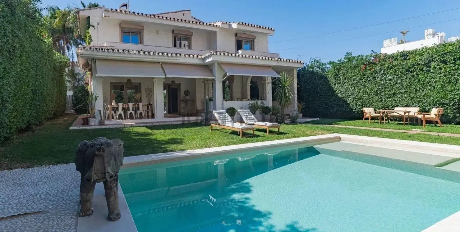 Sale of detached villa in Torremolinos 2