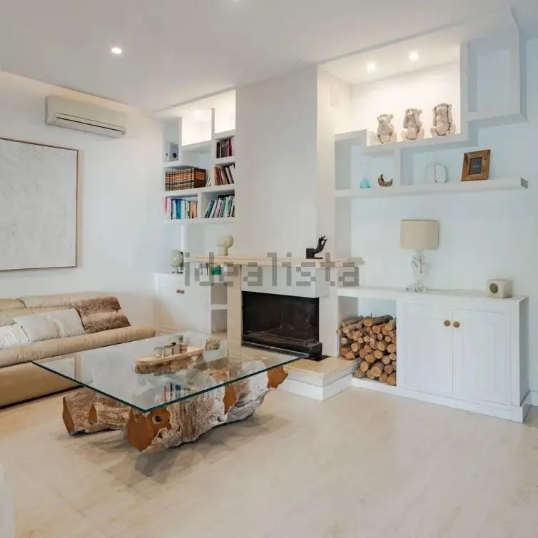 Sale of detached villa in Torremolinos