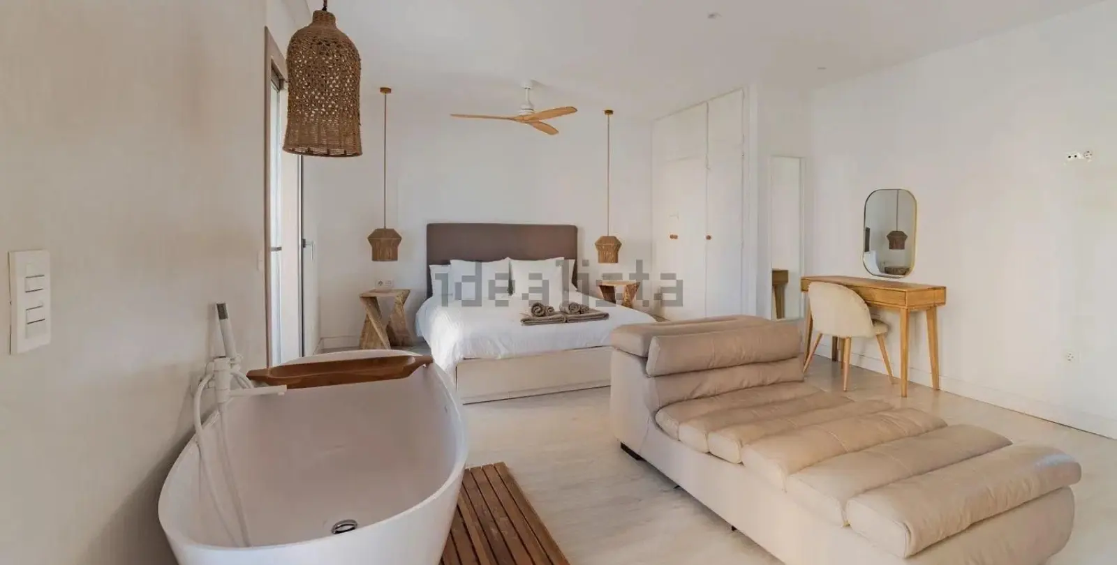 Sale of detached villa in Torremolinos 11
