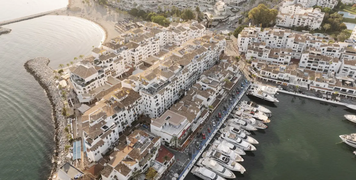 Venta de dúplex en Puerto Banús 11