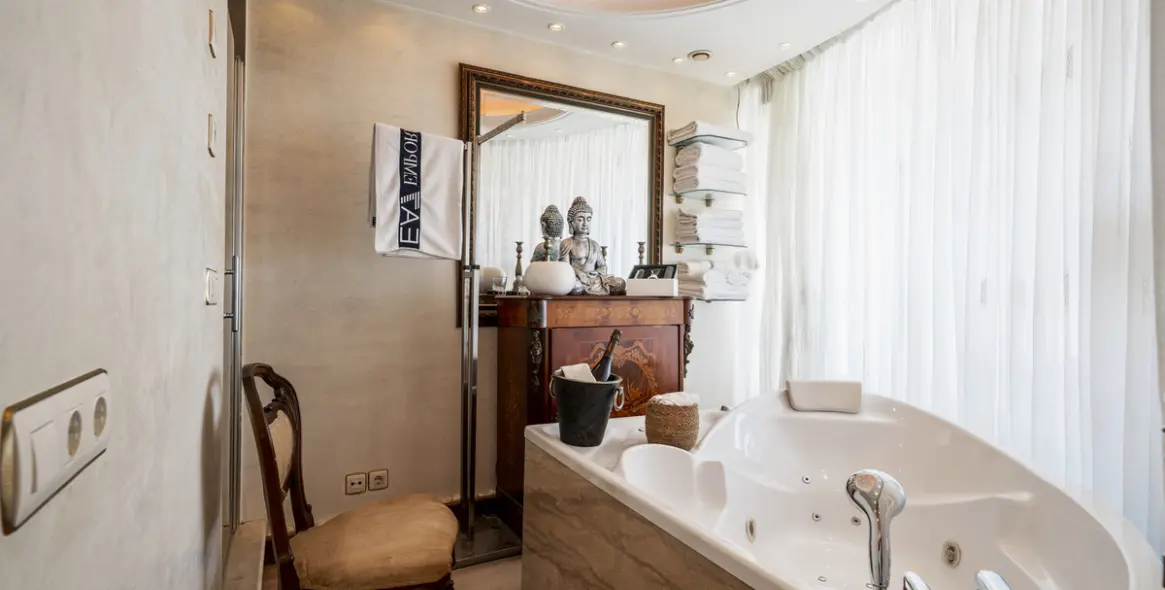 Venta de dúplex en Puerto Banús 17