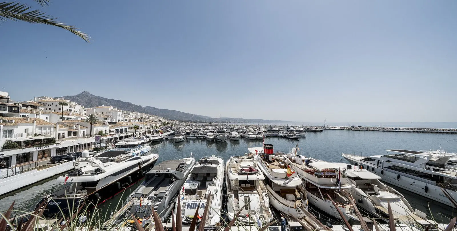 Sale of duplex in Puerto Banús 3