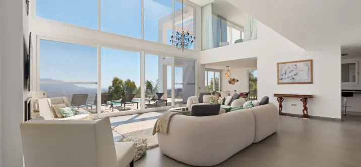 Venta de villa independiente en La Mairena 4