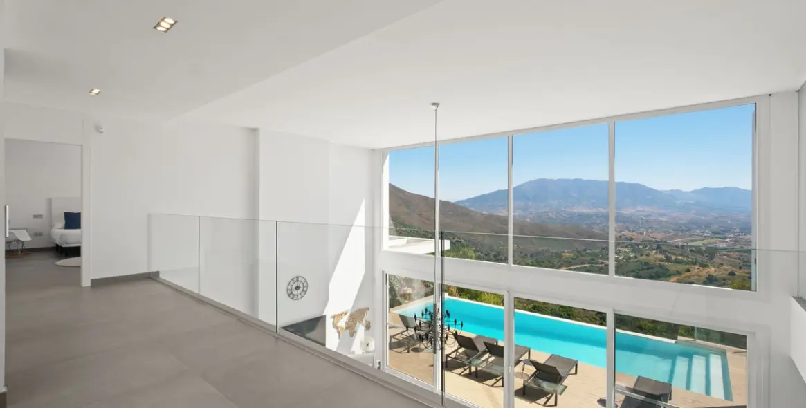 Venta de villa independiente en La Mairena 16