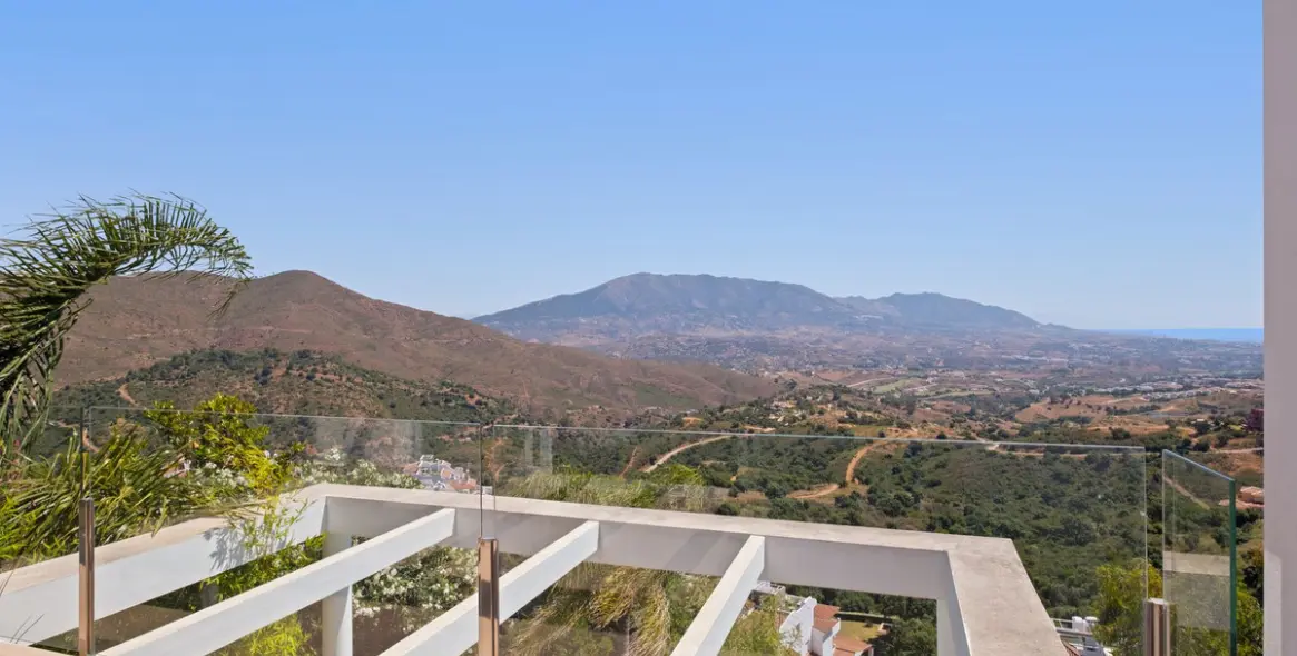 Venta de villa independiente en La Mairena 92