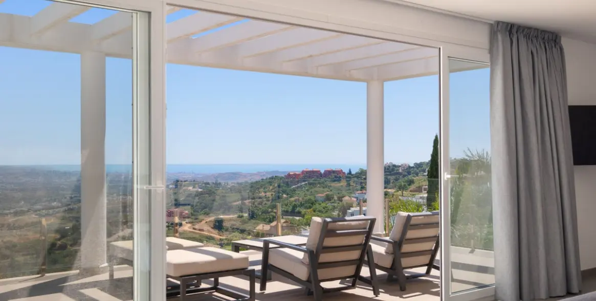 Venta de villa independiente en La Mairena 95