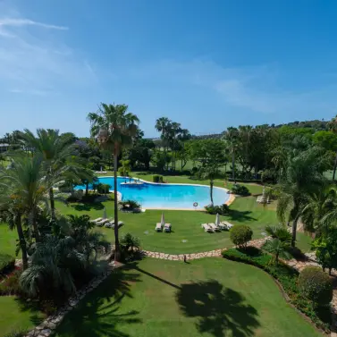 Venta de ático dúplex en Nueva Andalucía