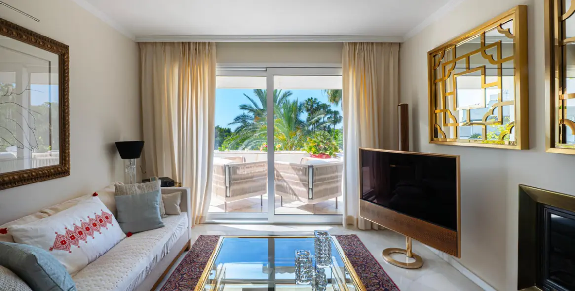 Venta de ático dúplex en Nueva Andalucía 20