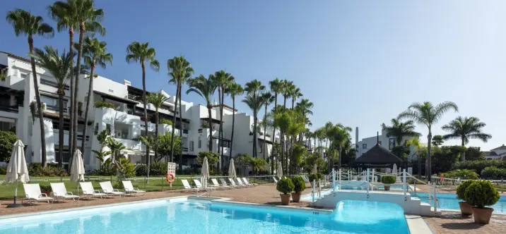 Venta de apartamento en planta baja en The Golden Mile 2