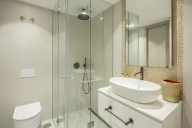 Image 4 thumb