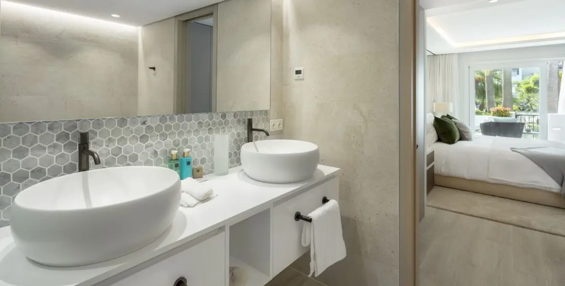 Venta de apartamento en planta baja en The Golden Mile 9