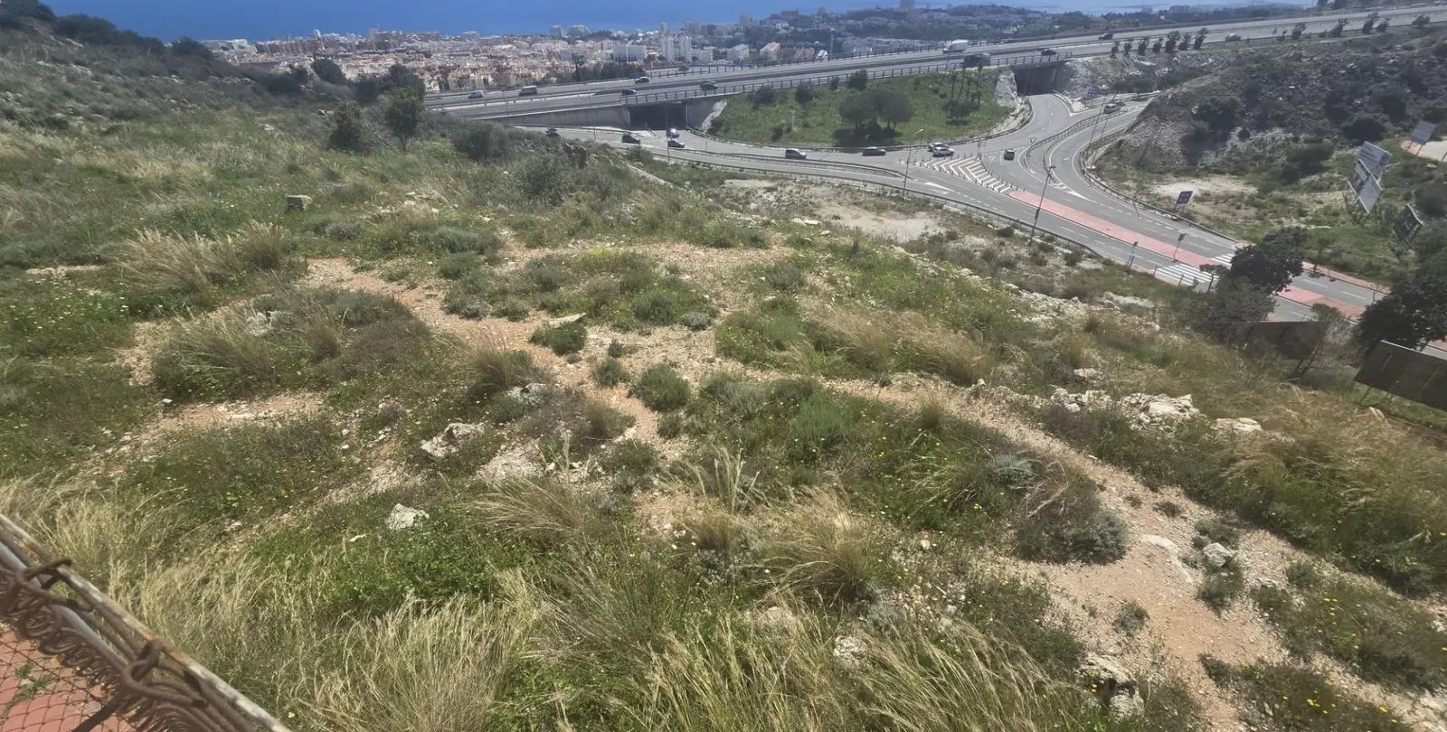 Продажа  жилого участка в Benalmadena 2