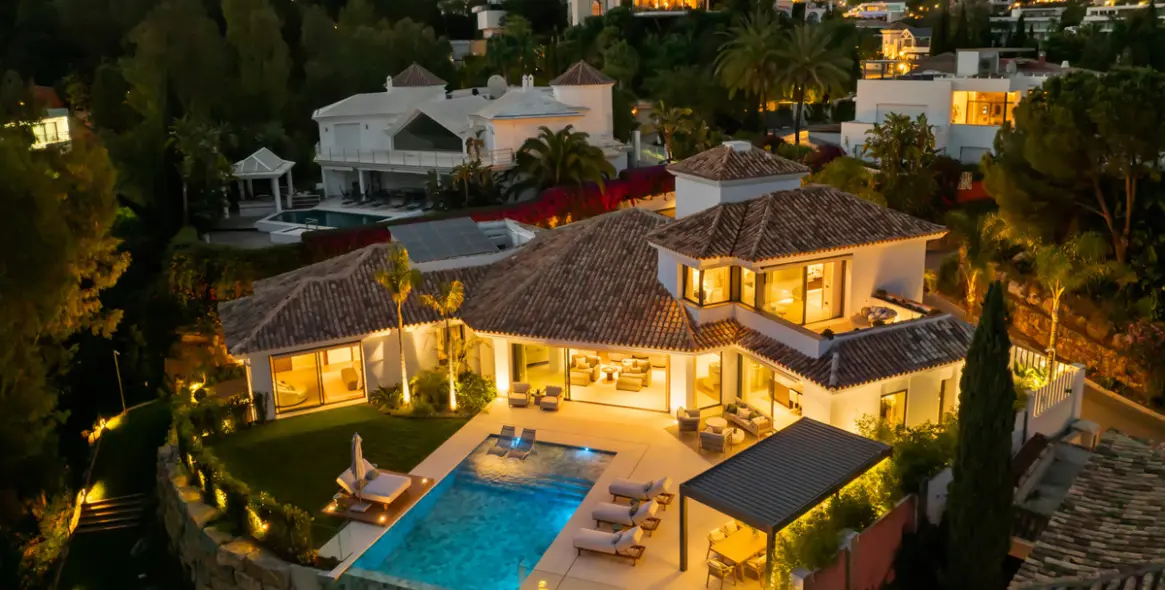 Venta de villa independiente en Benahavís 1