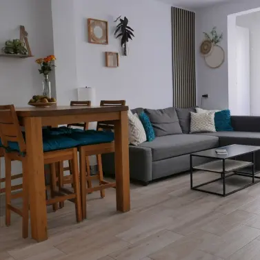 Short-term rent of middle floor apartment in Fuengirola