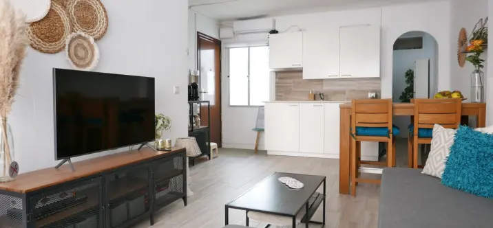 Short-term rent of middle floor apartment in Fuengirola 1