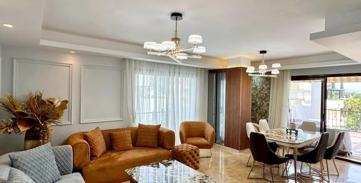 Short-term rent of middle floor apartment in The Golden Mile 3