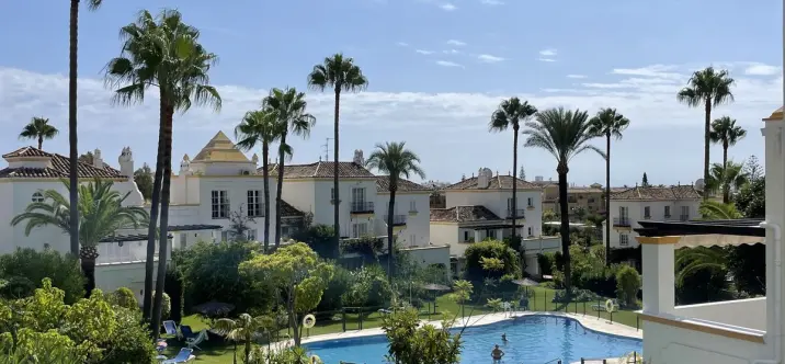 Долгосрочная аренда пентхауса в Estepona 0