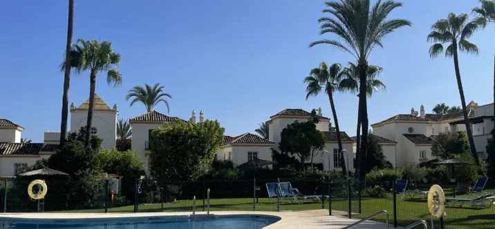 Долгосрочная аренда пентхауса в Estepona 1