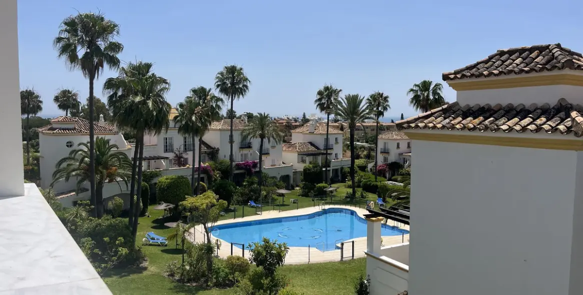Долгосрочная аренда пентхауса в Estepona 12