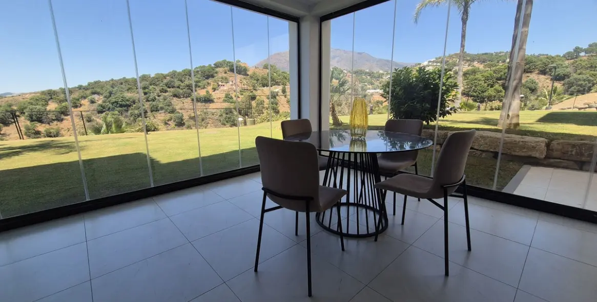 Long-term rent of ground floor apartment in Estepona 1