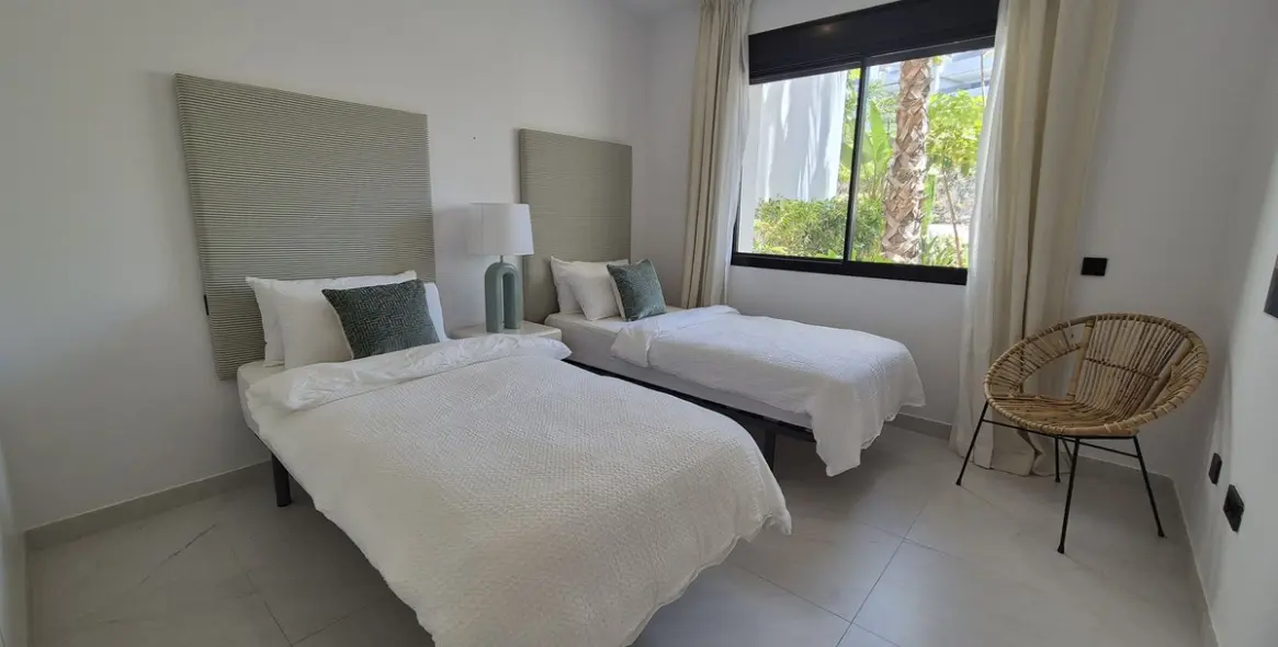 Long-term rent of ground floor apartment in Estepona 4