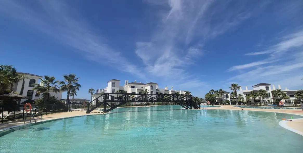 Long-term rent of ground floor apartment in Estepona 5