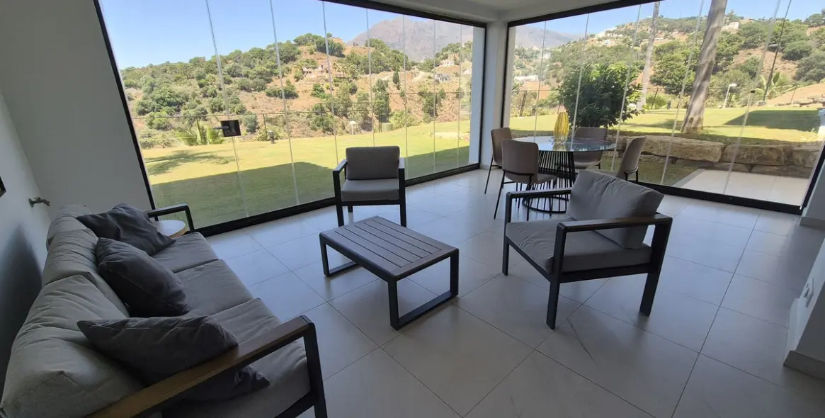 Long-term rent of ground floor apartment in Estepona 23