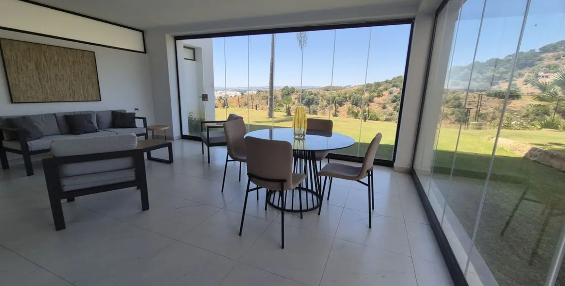 Long-term rent of ground floor apartment in Estepona 27