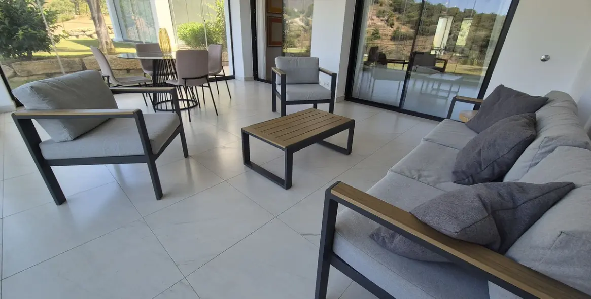 Long-term rent of ground floor apartment in Estepona 32