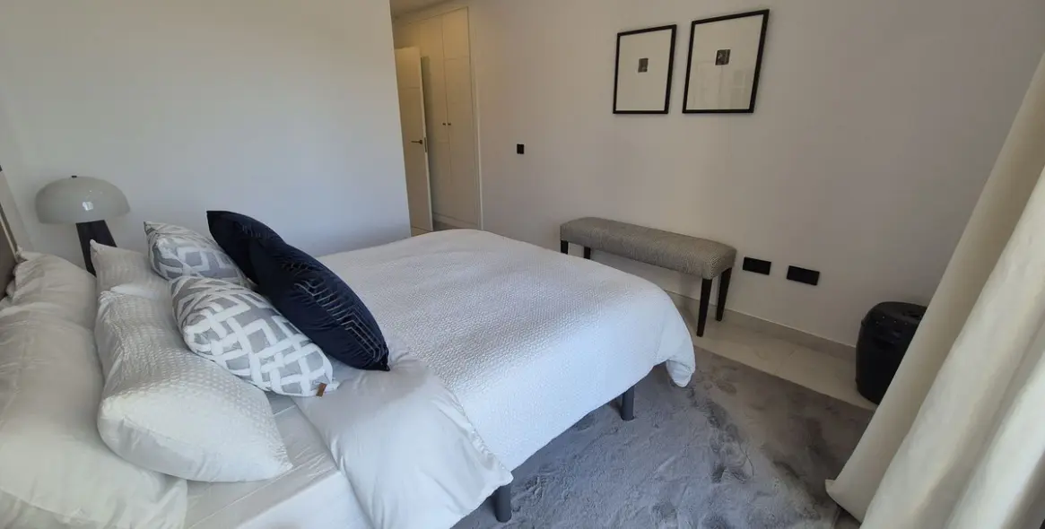 Long-term rent of ground floor apartment in Estepona 40