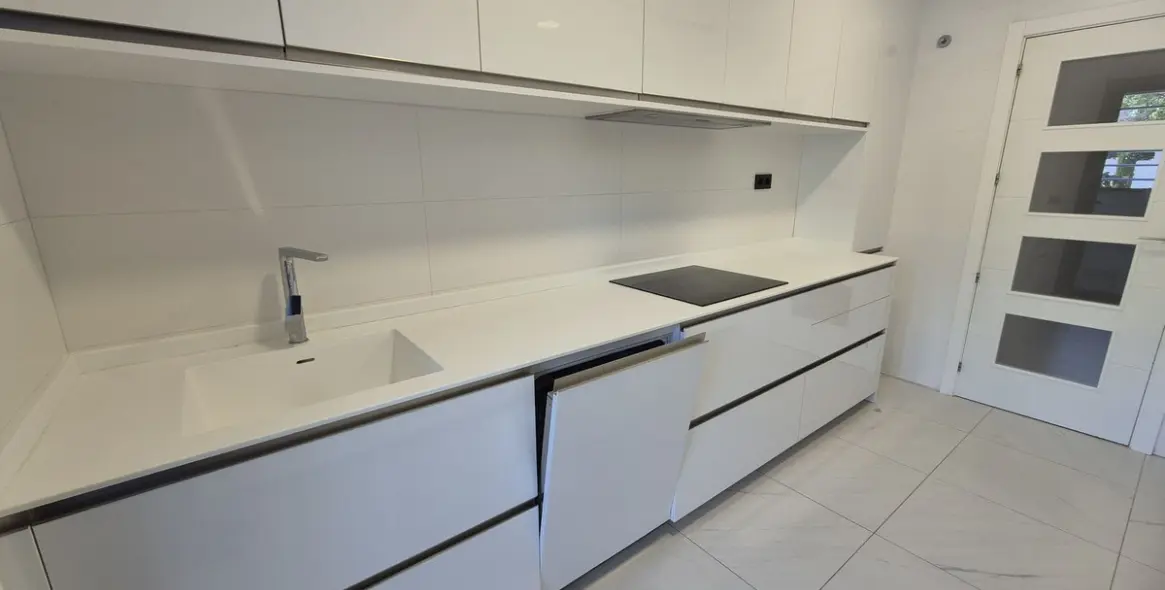 Long-term rent of ground floor apartment in Estepona 88