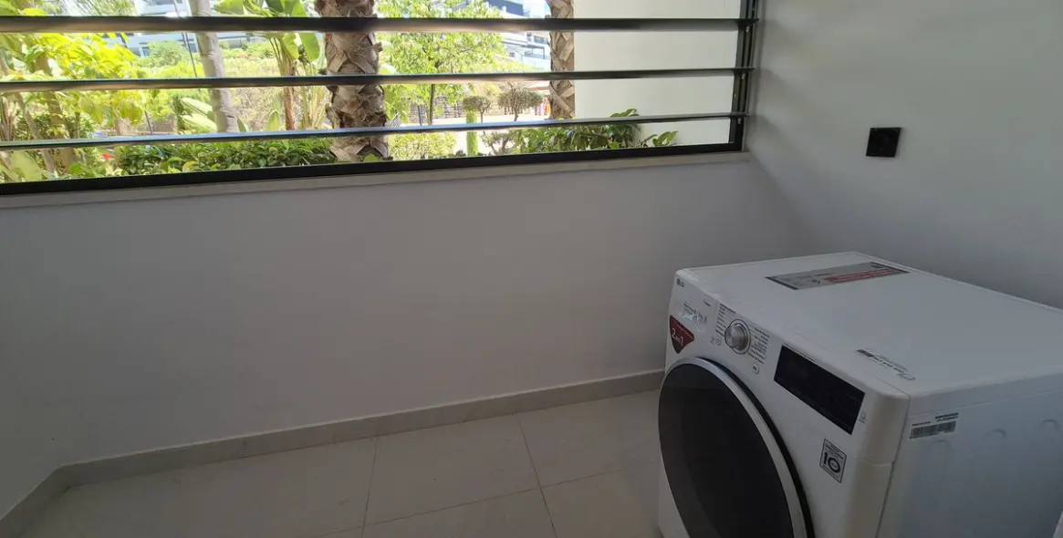 Long-term rent of ground floor apartment in Estepona 99