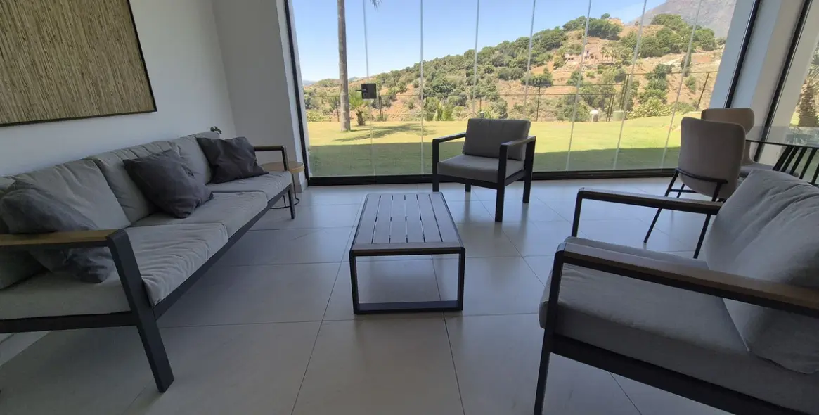 Long-term rent of ground floor apartment in Estepona 105
