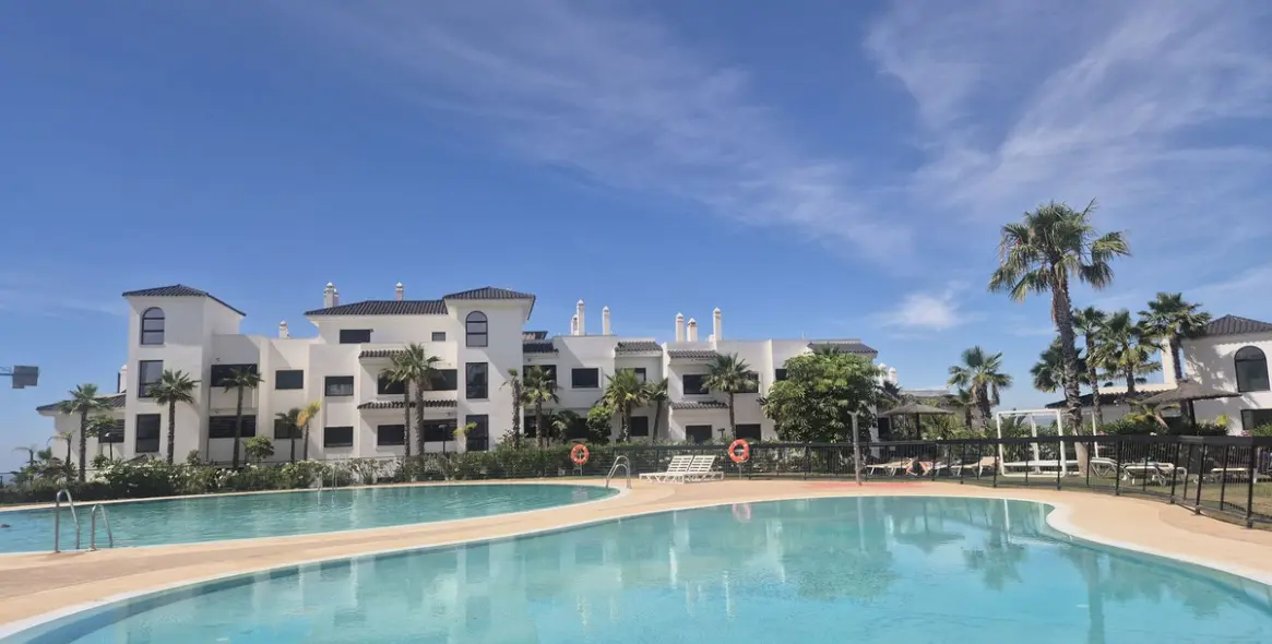 Long-term rent of ground floor apartment in Estepona 130