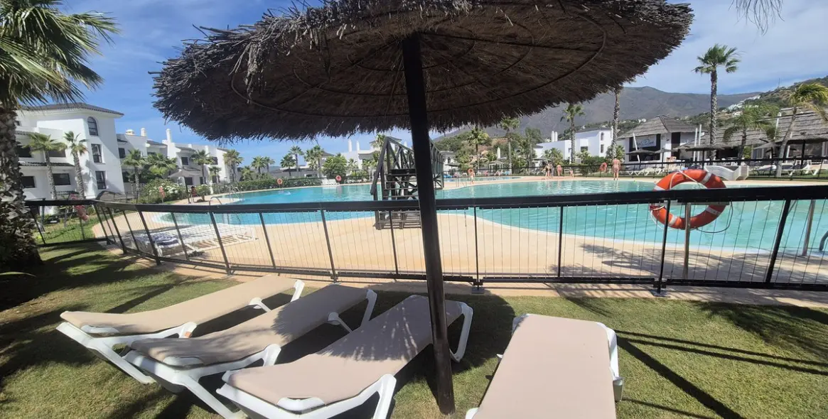 Long-term rent of ground floor apartment in Estepona 135