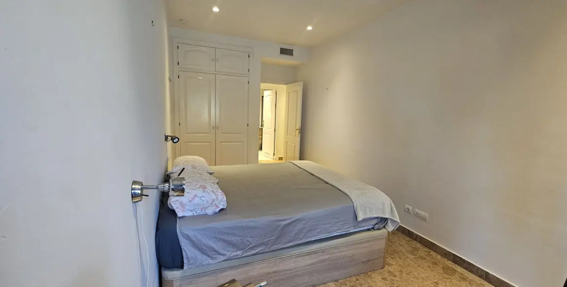 Long-term rent of ground floor apartment in San Pedro de Alcántara 19
