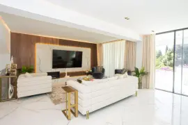 Image 2 thumb