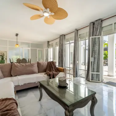 Long-term rent of detached villa in Nueva Andalucía
