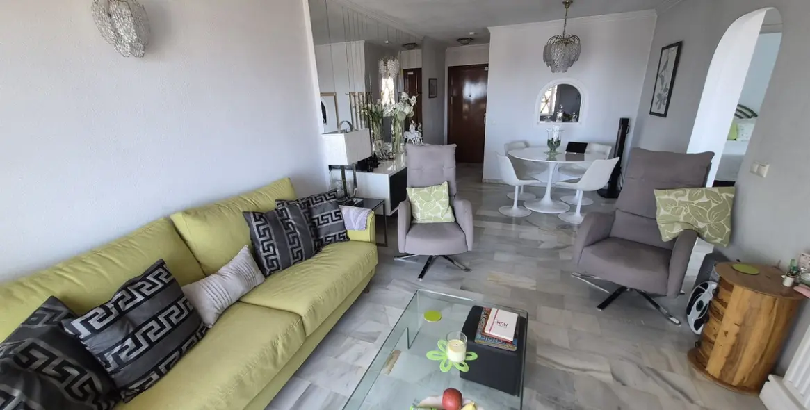 Venta de apartamento en planta media en Riviera del Sol 4