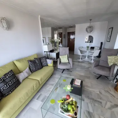 Venta de apartamento en planta media en Riviera del Sol