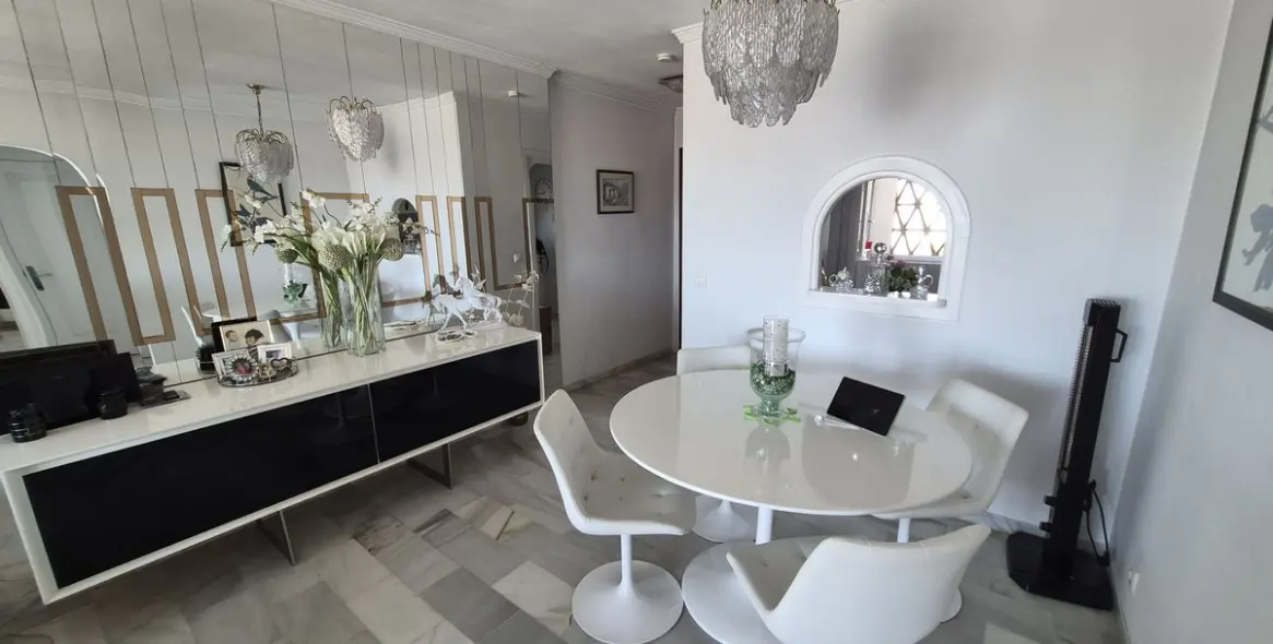 Venta de apartamento en planta media en Riviera del Sol 6