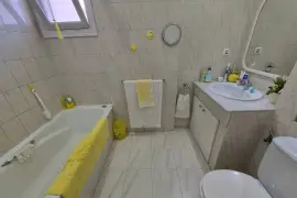 Image 7 thumb